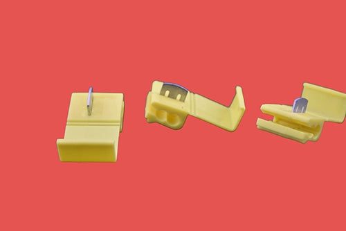 Yellow heat shrink in-line splice connectors for 4.0–6.0mm² wire sizes.